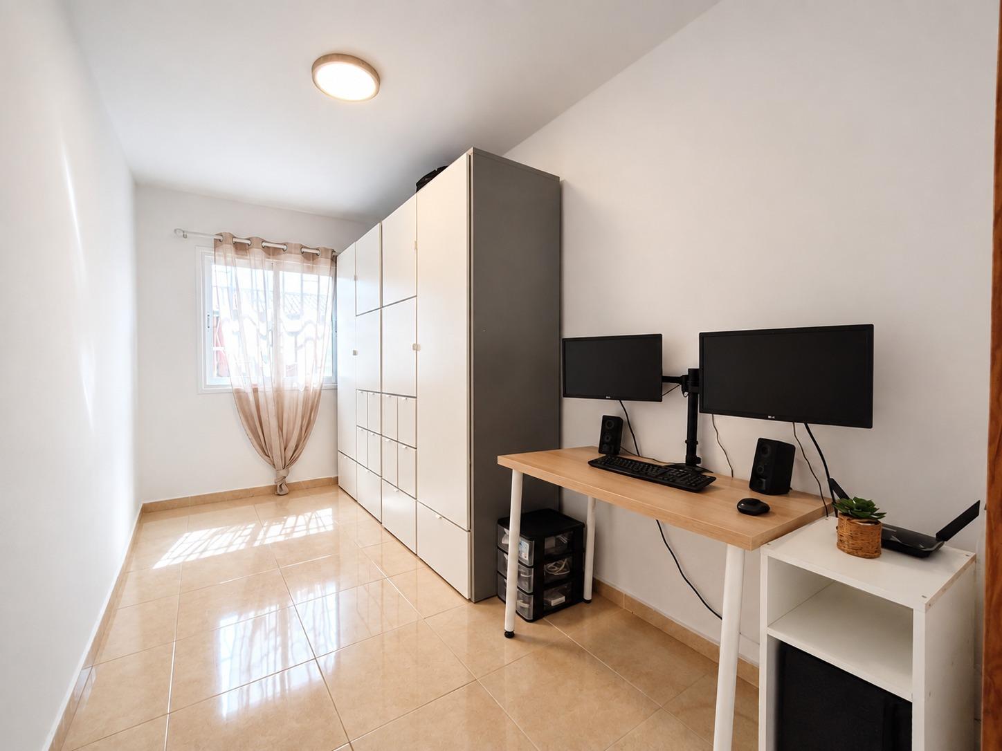 VIVIENDA DE TRES HABITACIONES CON TERRAZA TECHADA. - 10